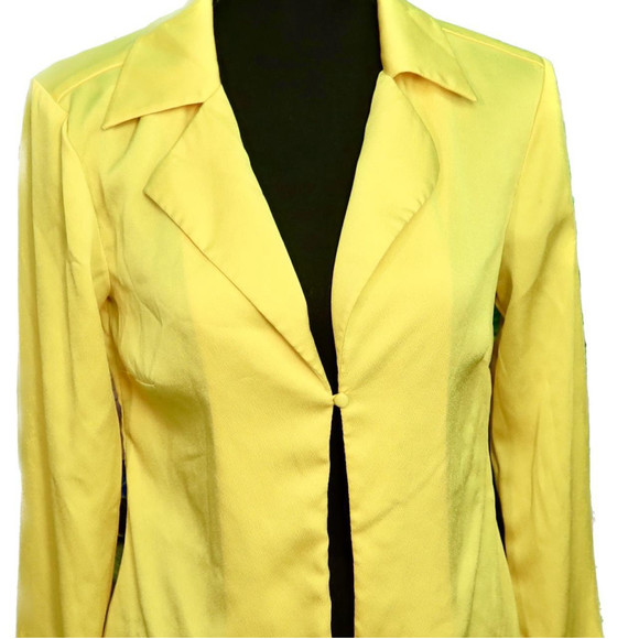 Blouses - Picture 3 of 7